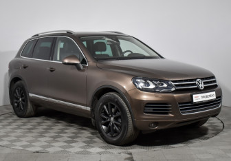 Подержанный автомобиль Volkswagen Touareg 2014 года (3 фото)