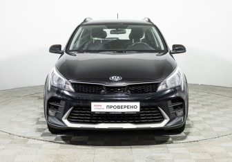 Подержанный автомобиль Kia Rio Hatchback 2020 года (2 фото)