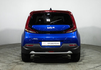 Подержанный автомобиль Kia Soul 2022 года (6 фото)