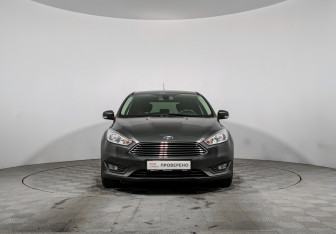 Подержанный автомобиль Ford Focus Sedan 2019 года (2 фото)