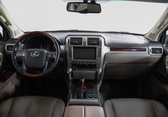 Подержанный автомобиль Lexus GX 2012 года (9 фото)