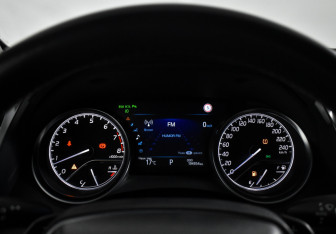 Подержанный автомобиль Toyota Camry Sedan 2018 года (17 фото)