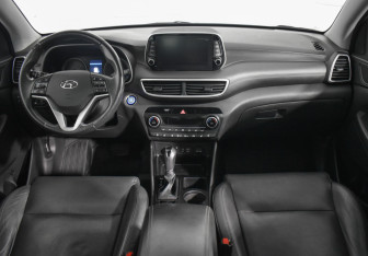Подержанный автомобиль Hyundai Tucson 2018 года (13 фото)