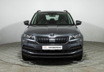 Подержанный автомобиль Skoda Karoq 2020 года (2 фото)