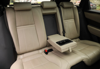 Подержанный автомобиль Land Rover Range Rover Velar 2021 года (33 фото)