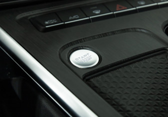 Подержанный автомобиль Haval F7 2024 года (18 фото)