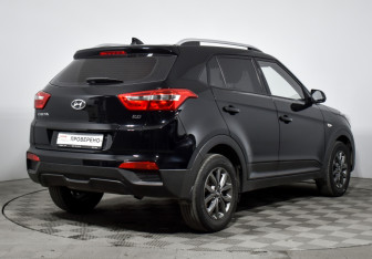 Подержанный автомобиль Hyundai Creta 2020 года (5 фото)