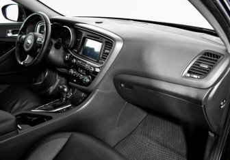 Подержанный автомобиль Kia Optima Sedan 2015 года (14 фото)