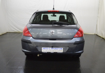 Подержанный автомобиль Peugeot 308 Hatchback 2010 года (6 фото)