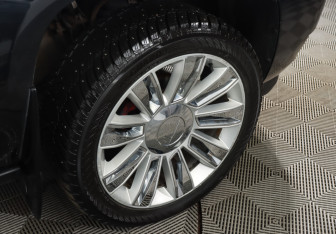 Подержанный автомобиль Cadillac Escalade Suv 2008 года (10 фото)