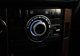 Подержанный автомобиль Toyota Land Cruiser Prado 2017 года (17 фото)