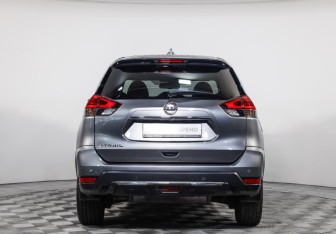 Подержанный автомобиль Nissan X-Trail 2019 года (4 фото)