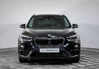 Подержанный автомобиль BMW X1 2017 года (2 фото)
