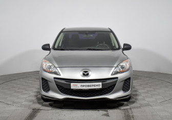 Подержанный автомобиль Mazda 3 Sedan 2011 года (2 фото)