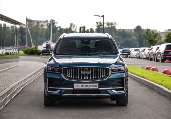 Подержанный автомобиль Geely Monjaro 2024 года (4 фото)