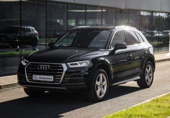 Подержанный автомобиль Audi Q5 2019 года (3 фото)