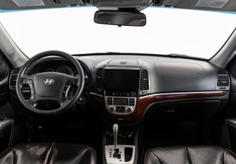Подержанный автомобиль Hyundai Santa Fe 2008 года (10 фото)
