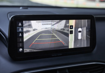 Подержанный автомобиль Hyundai Santa Fe 2022 года (21 фото)