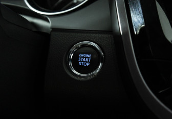 Подержанный автомобиль Toyota Camry Sedan 2022 года (19 фото)