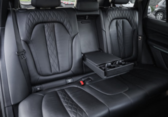 Подержанный автомобиль BMW X5 2019 года (34 фото)