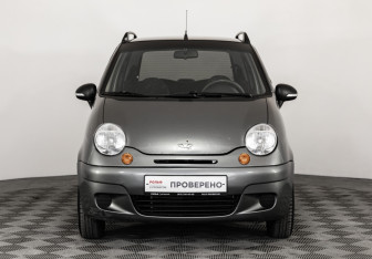 Подержанный автомобиль Daewoo Matiz 2013 года (3 фото)