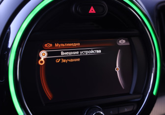 Подержанный автомобиль MINI Countryman 2017 года (18 фото)