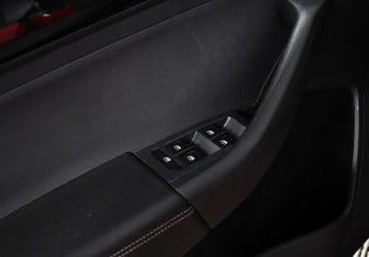 Подержанный автомобиль Skoda Rapid Liftback 2018 года (10 фото)