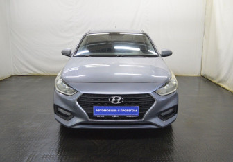 Подержанный автомобиль Hyundai Solaris Sedan 2020 года (2 фото)