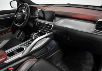 Подержанный автомобиль Geely Coolray 2022 года (14 фото)