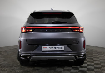 Подержанный автомобиль Exeed LX 2023 года (6 фото)