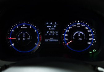 Подержанный автомобиль Hyundai i40 Sedan 2016 года (12 фото)