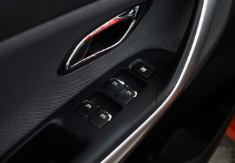 Подержанный автомобиль Kia Ceed Hatchback 2016 года (14 фото)