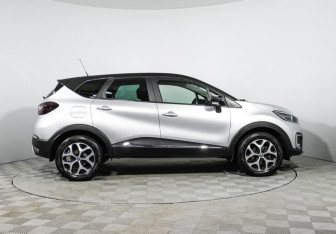 Подержанный автомобиль Renault Kaptur 2017 года (4 фото)