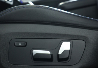 Подержанный автомобиль BMW X3 2018 года (17 фото)