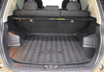 Подержанный автомобиль Geely Emgrand X7 2019 года (16 фото)