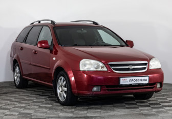 Подержанный автомобиль Chevrolet Lacetti Wagon 2012 года (3 фото)