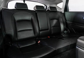 Подержанный автомобиль Nissan Qashqai 2007 года (18 фото)