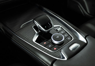 Подержанный автомобиль Chery Tiggo 8 Pro Max 2023 года (18 фото)