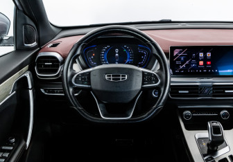 Подержанный автомобиль Geely Coolray 2020 года (14 фото)