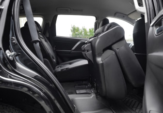 Подержанный автомобиль Mitsubishi Pajero Sport 2021 года (29 фото)
