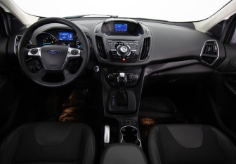 Подержанный автомобиль Ford Kuga 2013 года (9 фото)