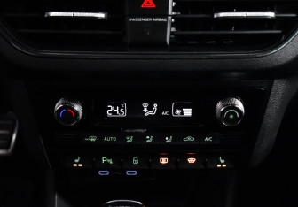 Подержанный автомобиль Skoda Rapid Liftback 2020 года (17 фото)
