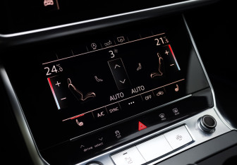 Подержанный автомобиль Audi A6 Sedan 2020 года (18 фото)