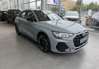 Новый Audi A3 Hatchback 2025 (2 фото)