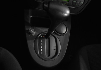 Подержанный автомобиль Ford Fiesta Hatchback 2007 года (16 фото)