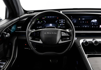 Подержанный автомобиль Exeed RX 2023 года (12 фото)