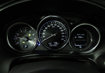 Подержанный автомобиль Mazda CX-5 2014 года (12 фото)
