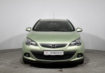 Подержанный автомобиль Opel Astra Hatchback 2011 года (2 фото)