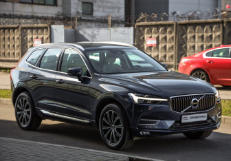 Подержанный автомобиль Volvo XC60 2021 года (5 фото)