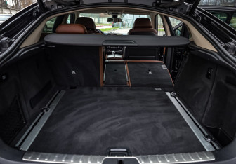 Подержанный автомобиль BMW X6 2015 года (28 фото)